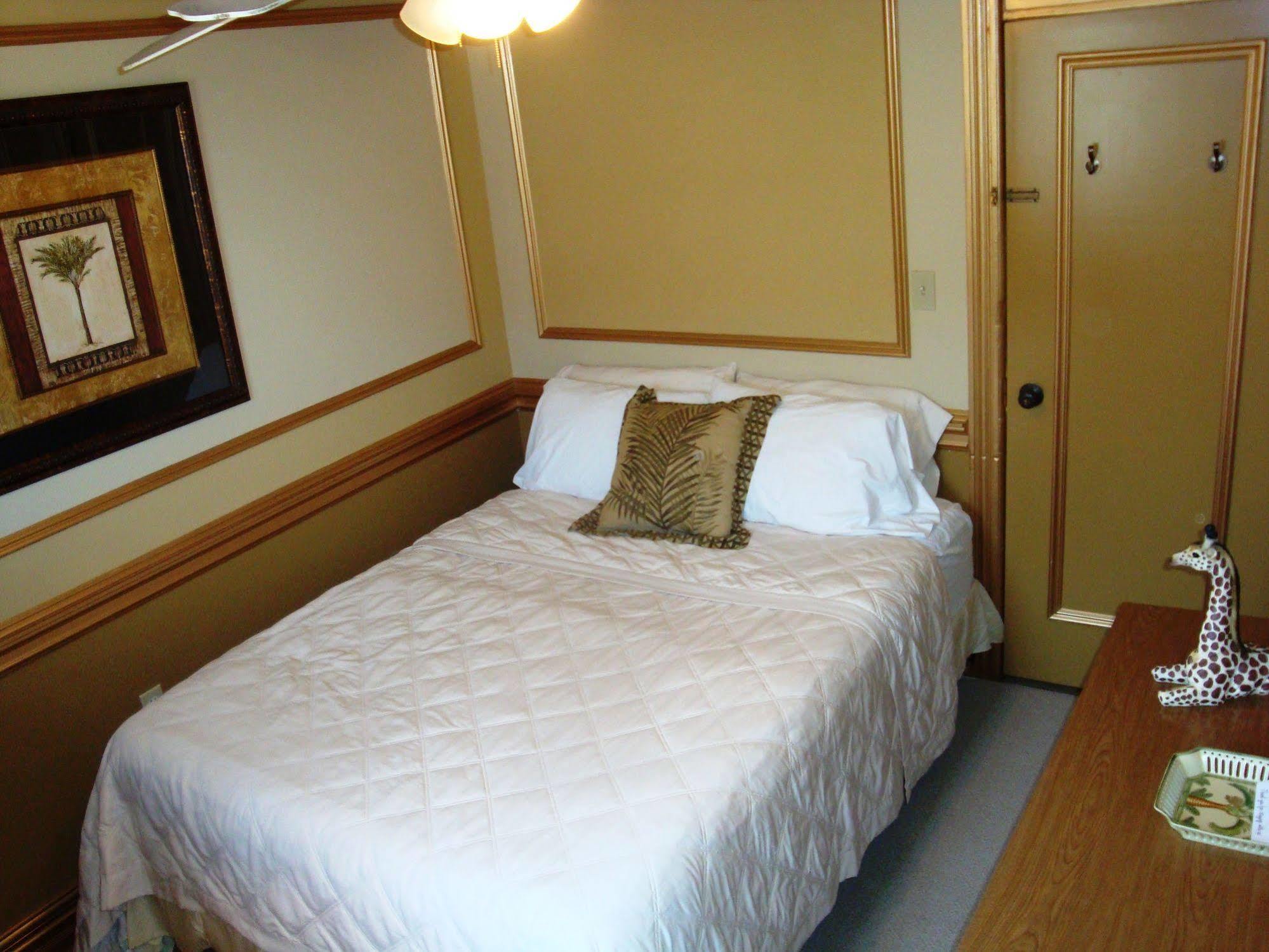 Ocean View Inn โอเชียนโกรฟ ภายนอก รูปภาพ