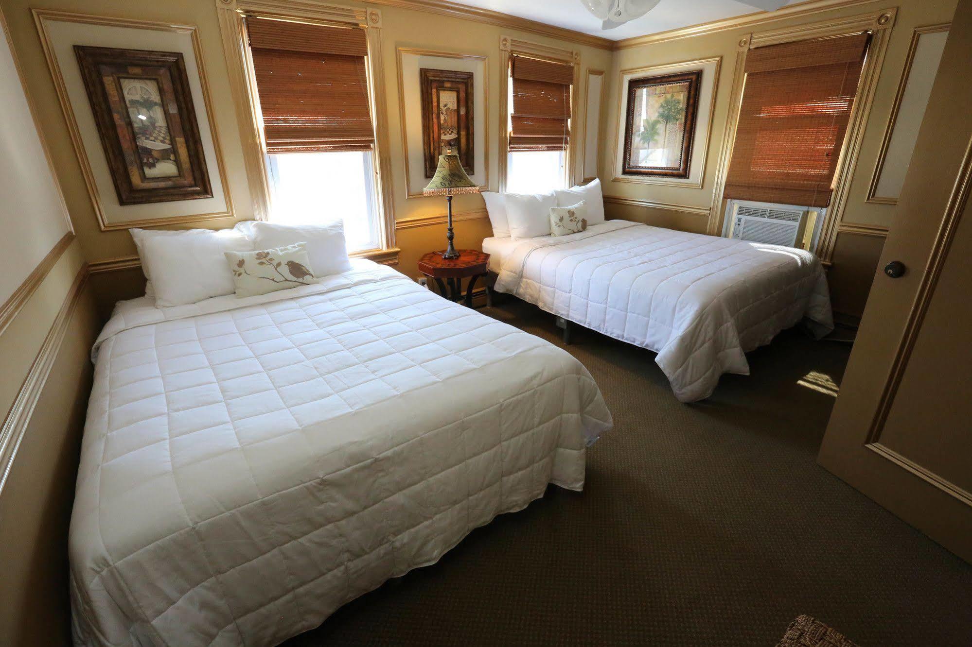 Ocean View Inn โอเชียนโกรฟ ภายนอก รูปภาพ